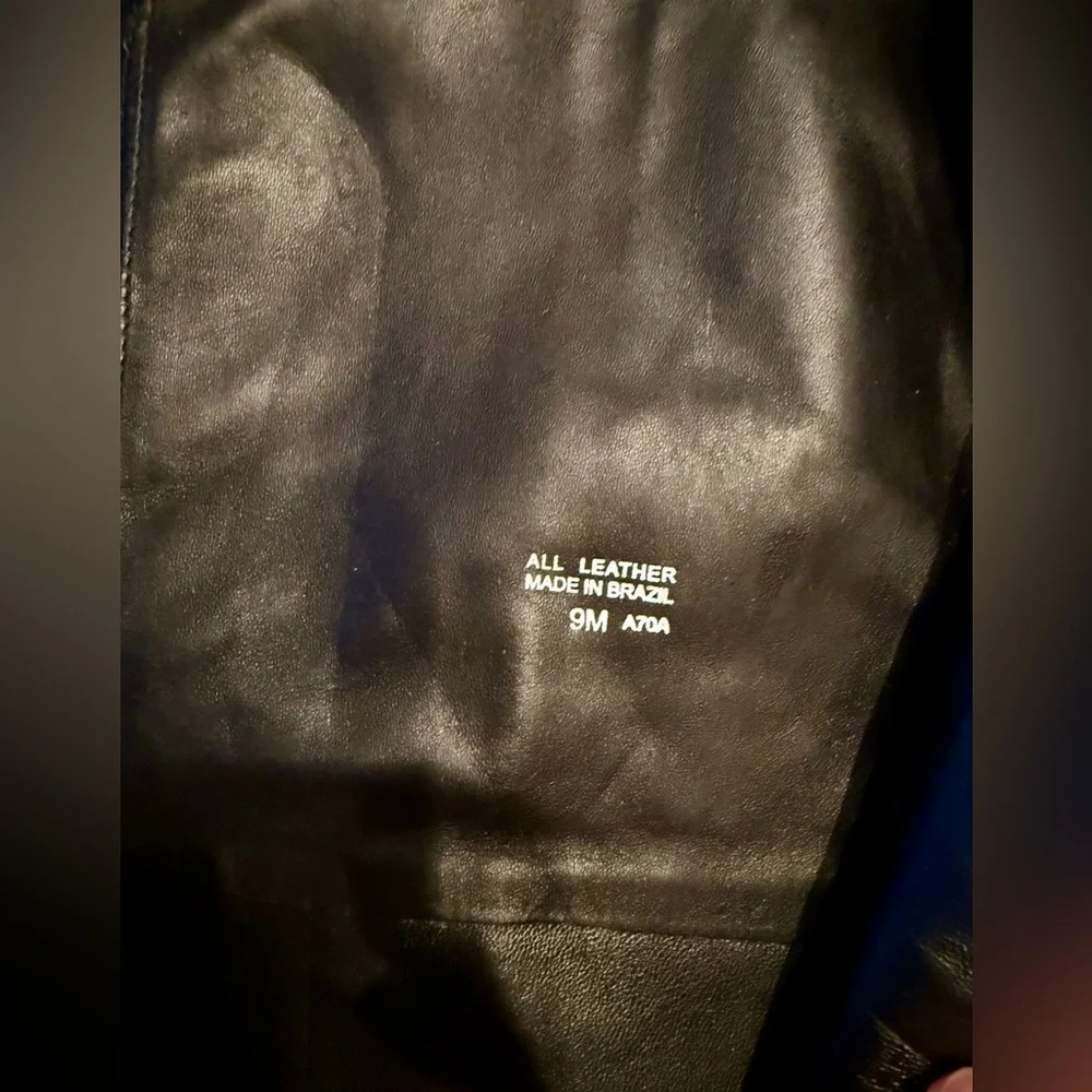 Tory Burch Sabina Suede Logo Boots Size 9 🖤🖤🖤 - Picture 9 of 9